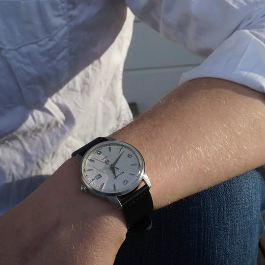 Initial N° 1 | STEEL - PEARL | 40 mm Watch