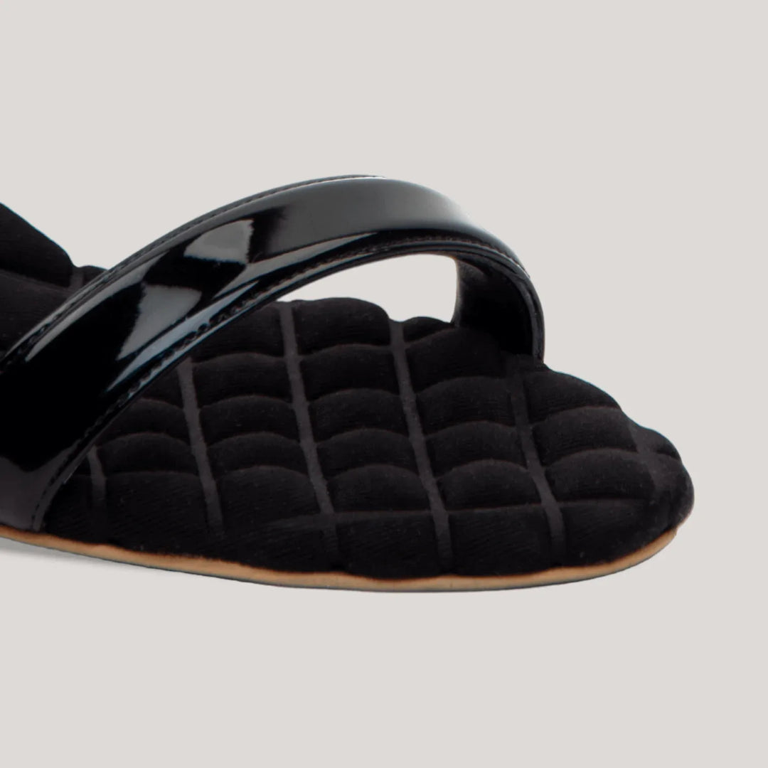 CLAUDIA | Black - Slingback Sandals | women&