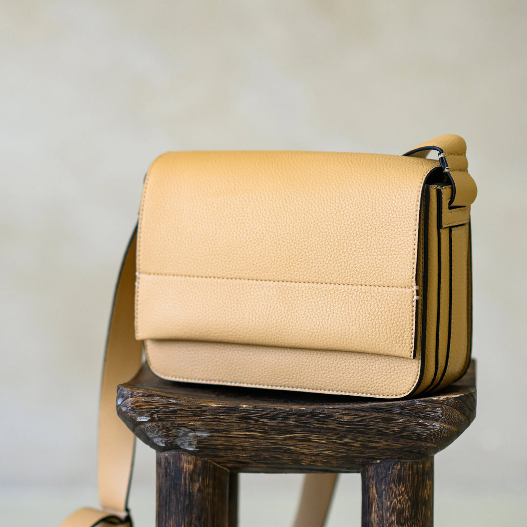 Farah.24 | Flap Crossbody Bag | Camel