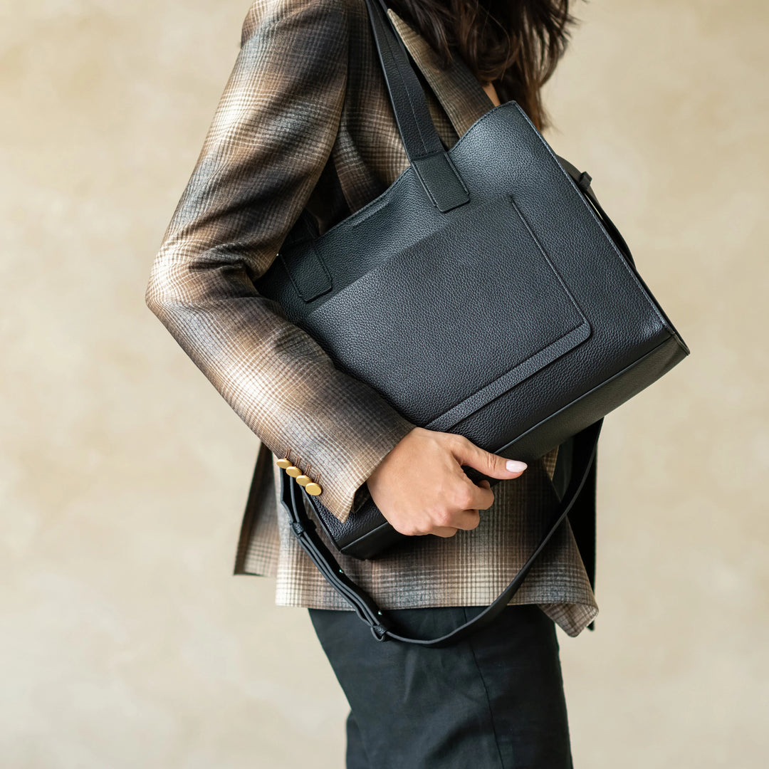 Toujours.88 | Tote Bag | Black
