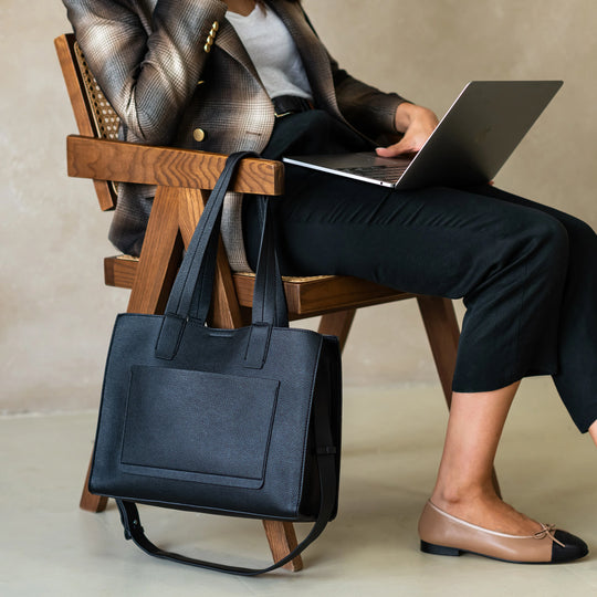 Toujours.88 | Tote Bag | Black