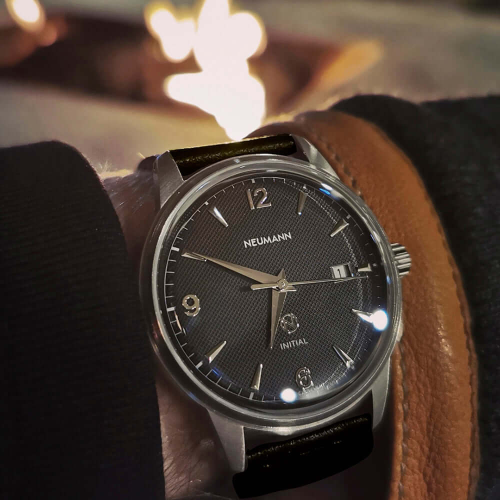 Initial N° 1 | STEEL - BLACK | 40 mm Watch