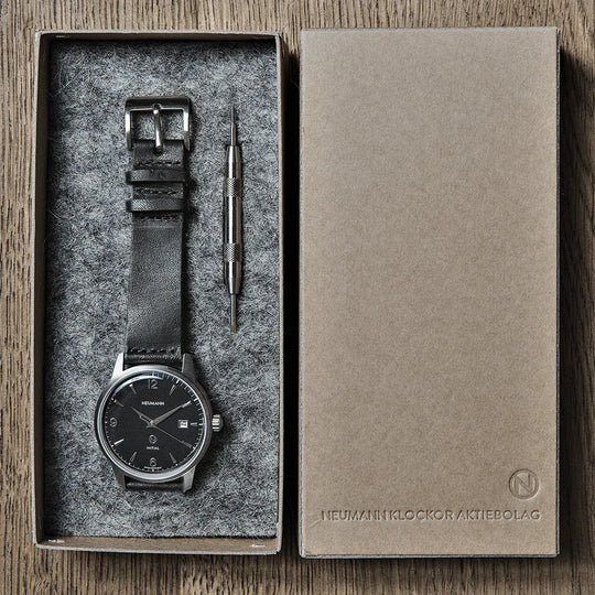 Initial N° 1 | STEEL - BLACK | 40 mm Watch