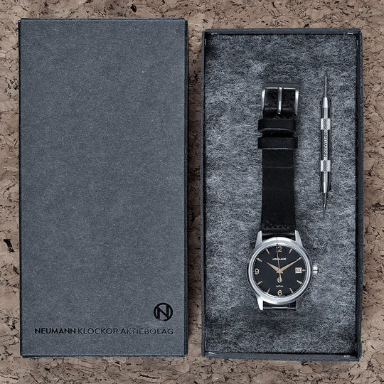 Initial N° 1 | STEEL - BLACK-GOLD | 36 mm Watch