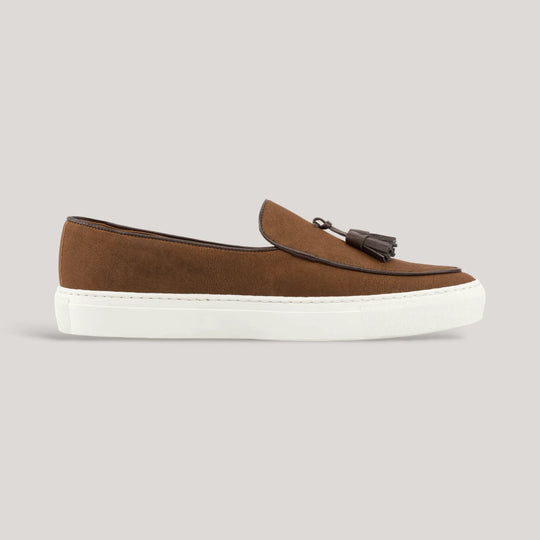 ICARUS | Loafer Sneakers - Tasseled Vegan Suede - Medium Brown | Men&