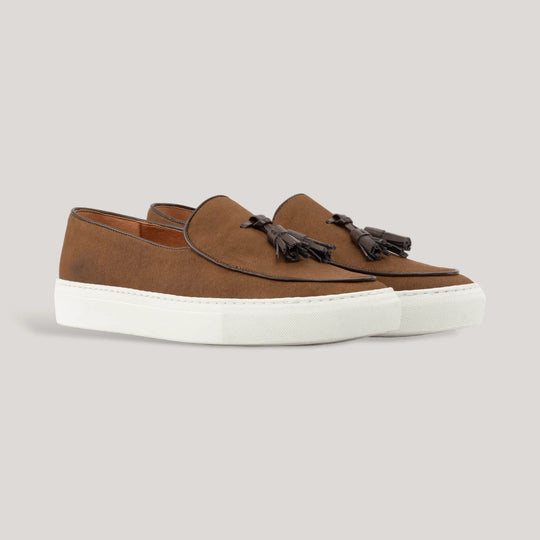ICARUS | Loafer Sneakers - Tasseled Vegan Suede - Medium Brown | Men&