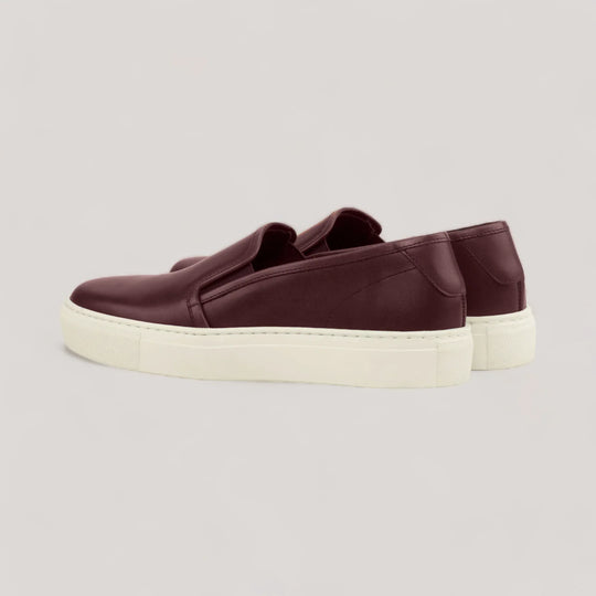 LUCE | Slip-On Sneakers - Burgundy | Women&