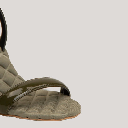 VIVIEN | Green Vegan Patent Slingback Sandals | women&