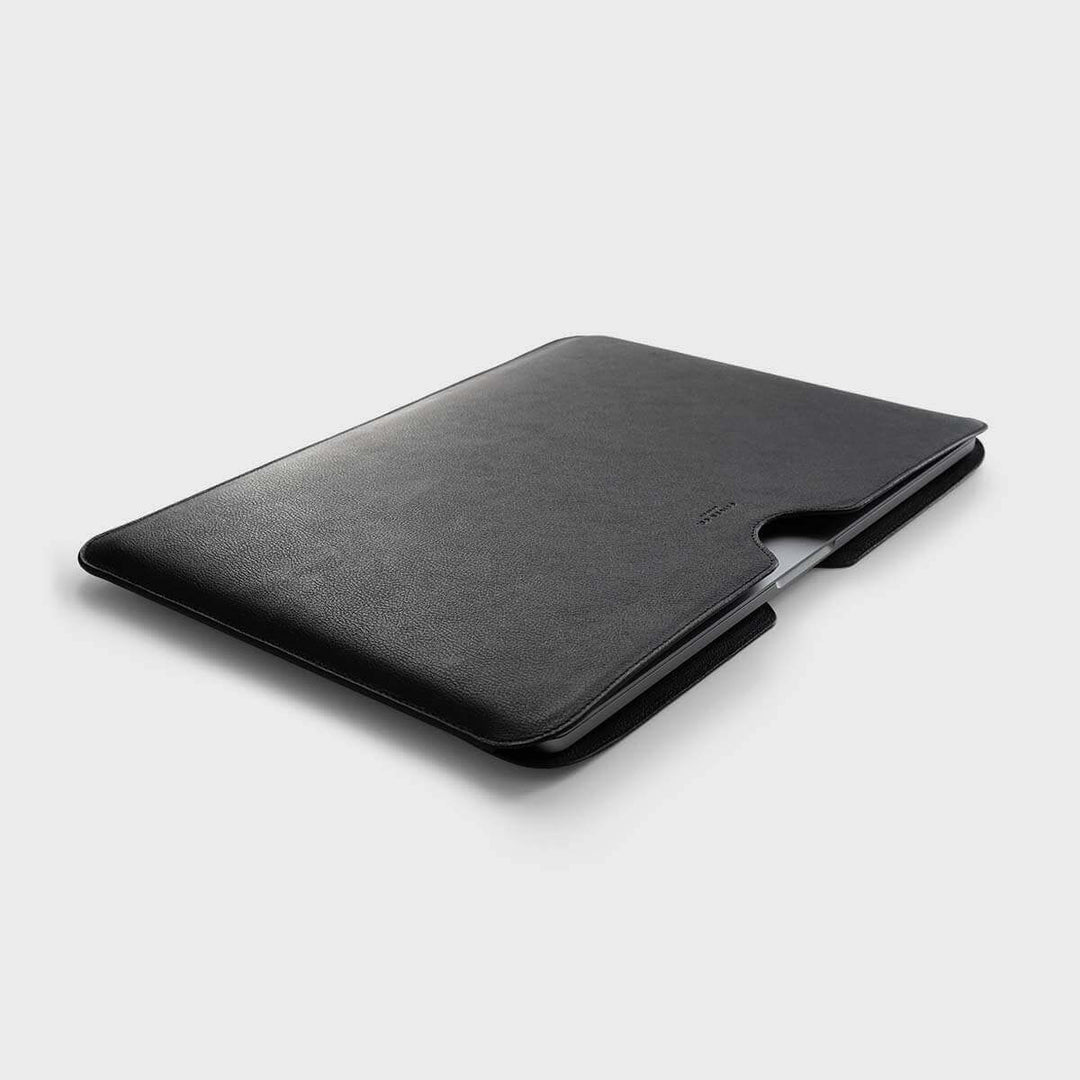 Apple Skin | Laptop Sleeve - Black | UNISEX ACCESSORIES | Oliver Co. London | ALLTRUEIST